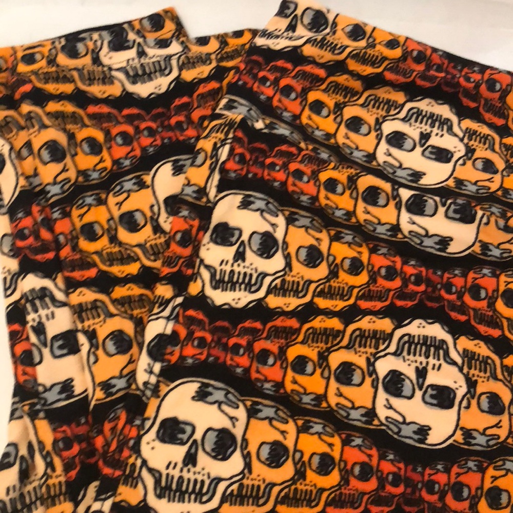 🎃 Lularoe Skull Leggings 💀